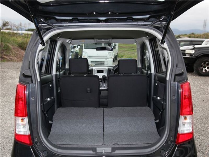 WAGON R
