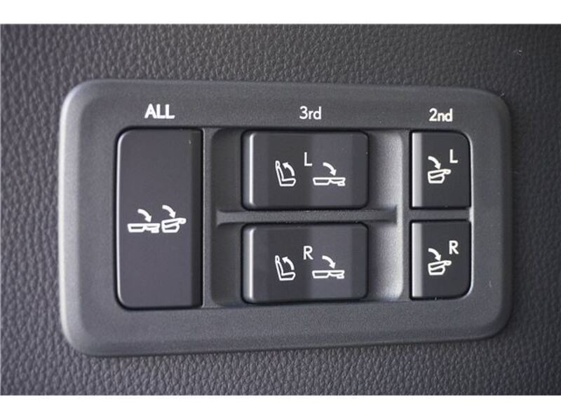 LX