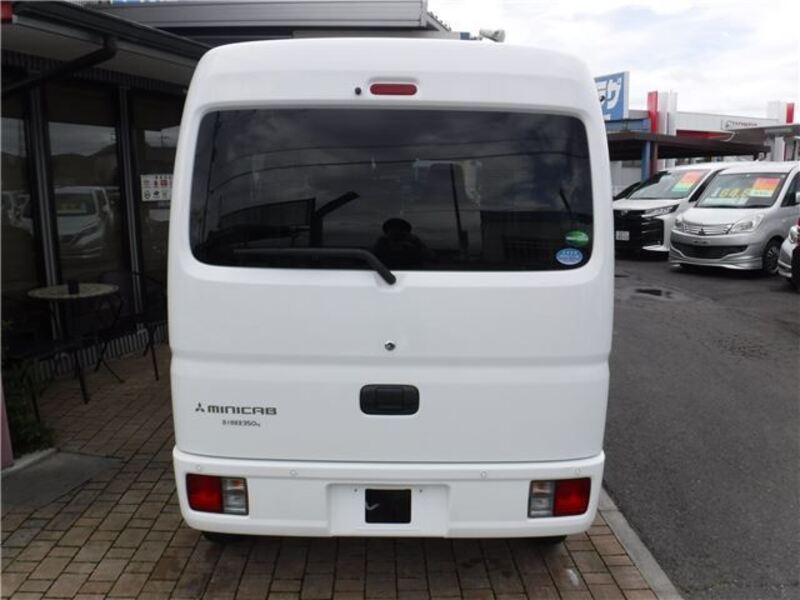 MINICAB VAN