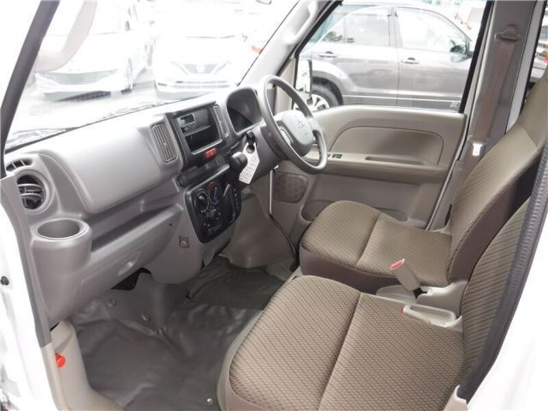 MINICAB VAN