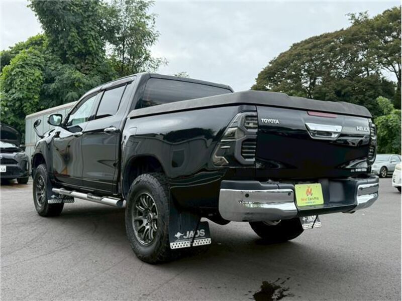 HILUX