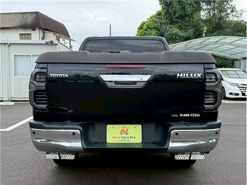 HILUX