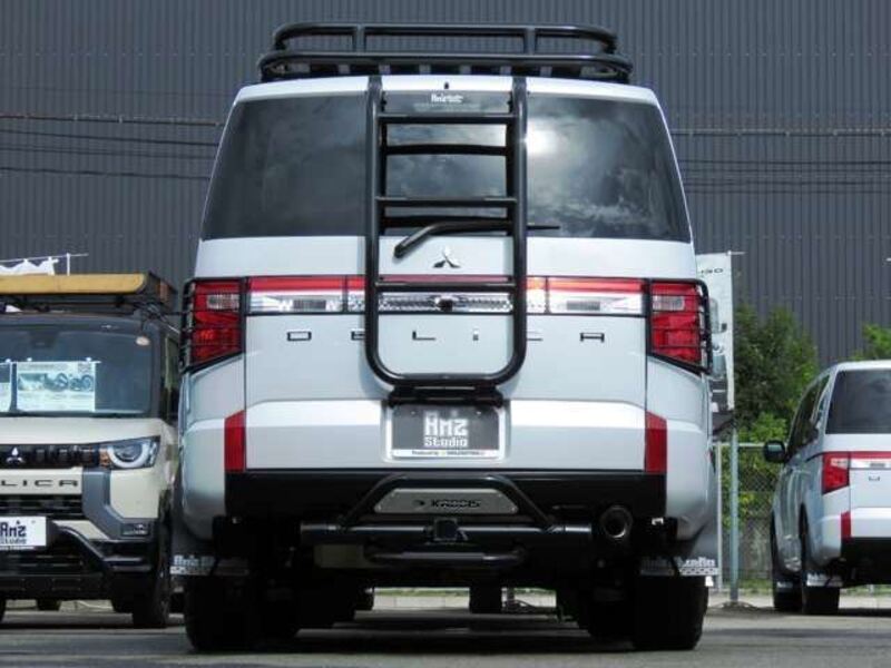 DELICA D5