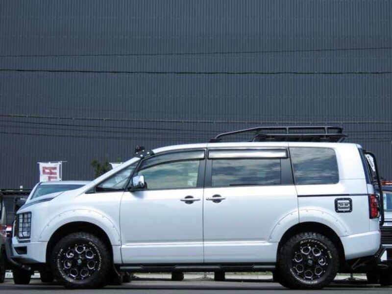DELICA D5