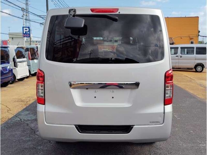 NV350 CARAVAN
