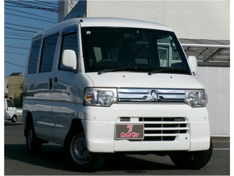 MITSUBISHI MINICAB VAN