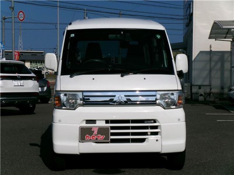 MINICAB VAN