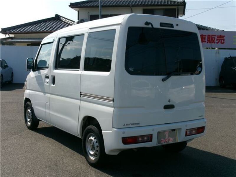 MINICAB VAN