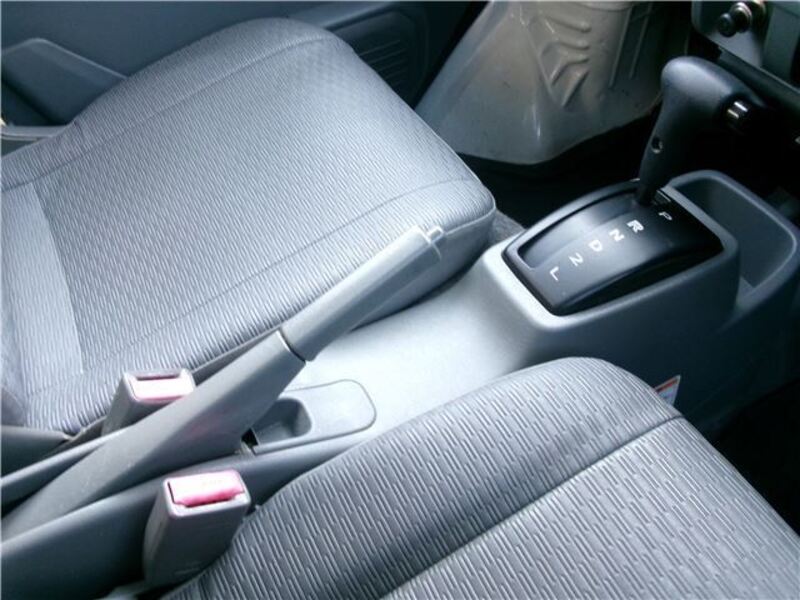 MINICAB VAN