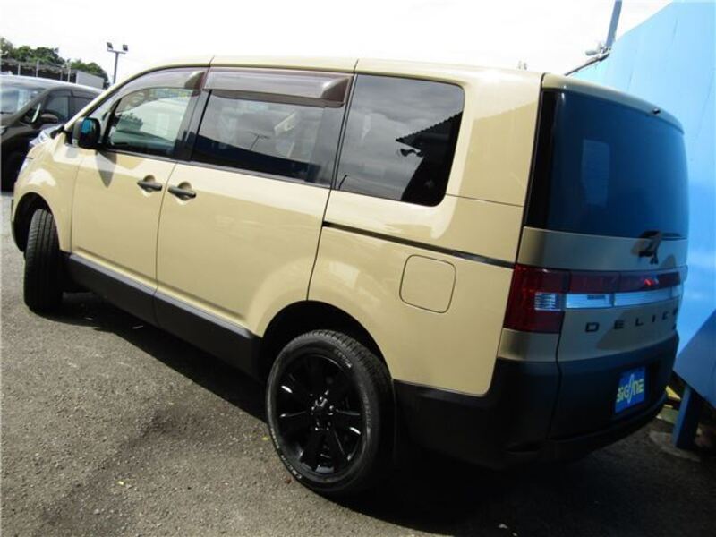 DELICA D5