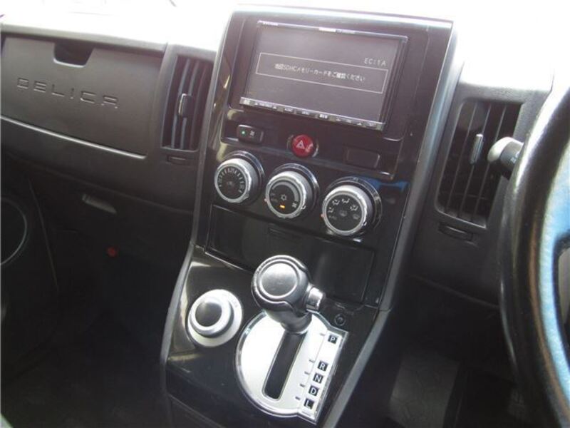 DELICA D5