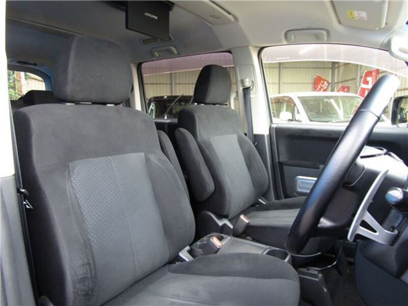 DELICA D5