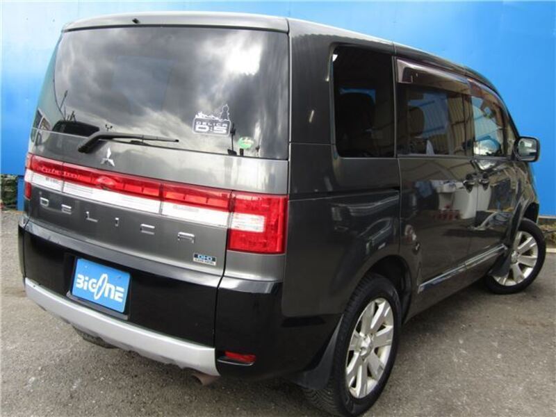 DELICA D5