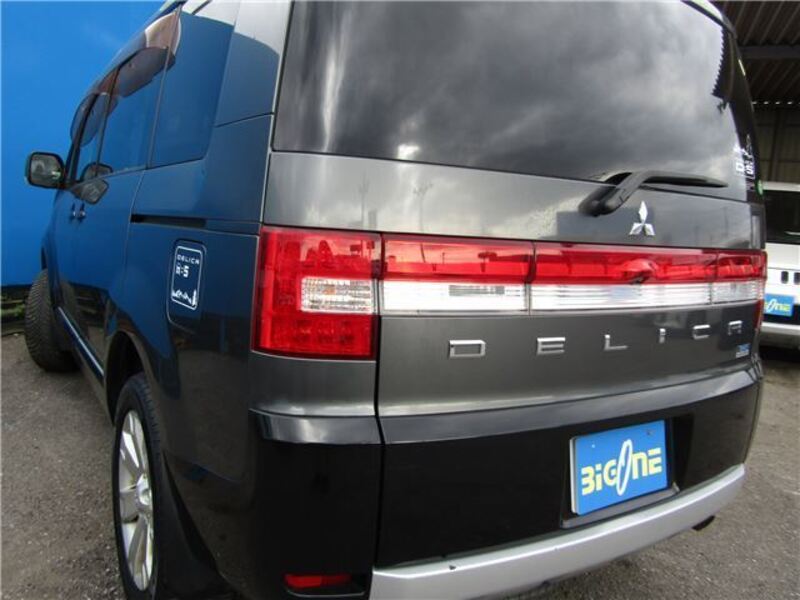 DELICA D5