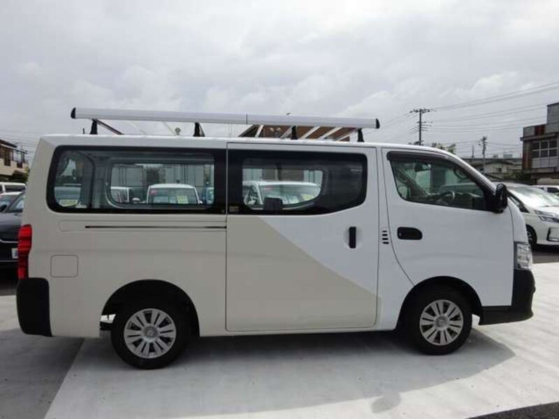 NV350 CARAVAN