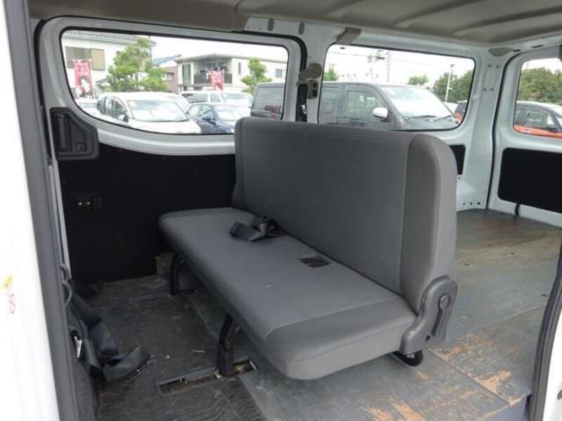 NV350 CARAVAN
