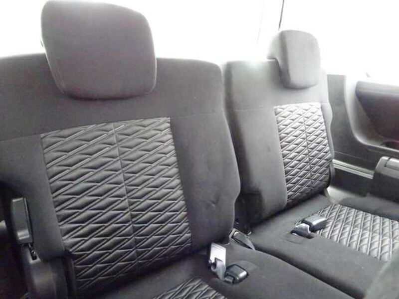DELICA D5