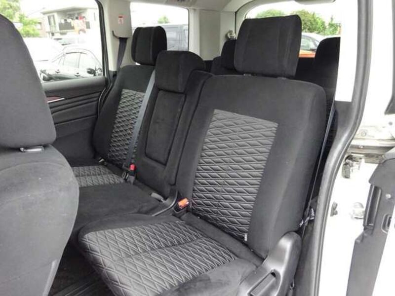 DELICA D5