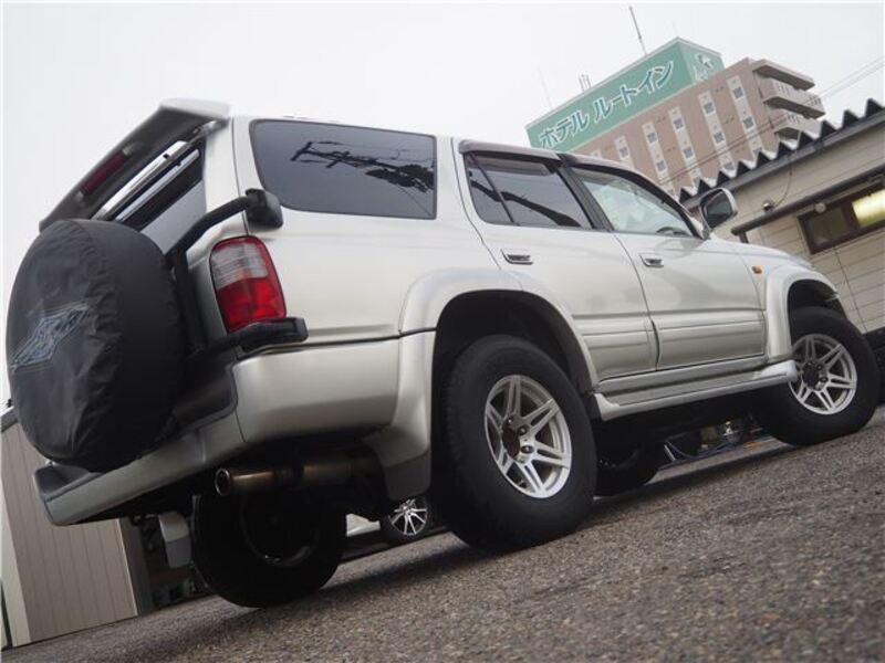 HILUX SURF