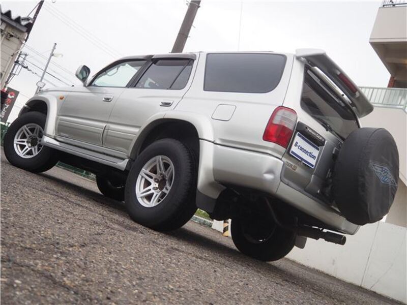 HILUX SURF