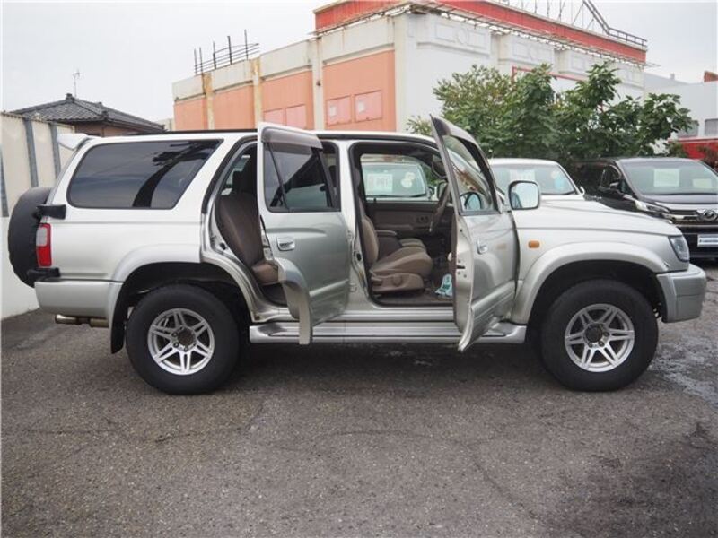 HILUX SURF