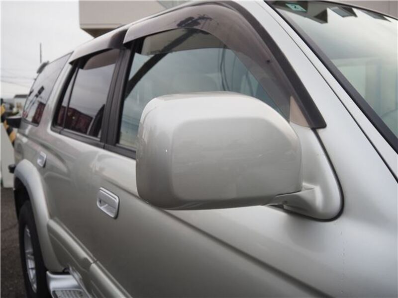 HILUX SURF