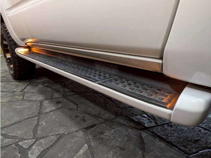 HILUX SURF
