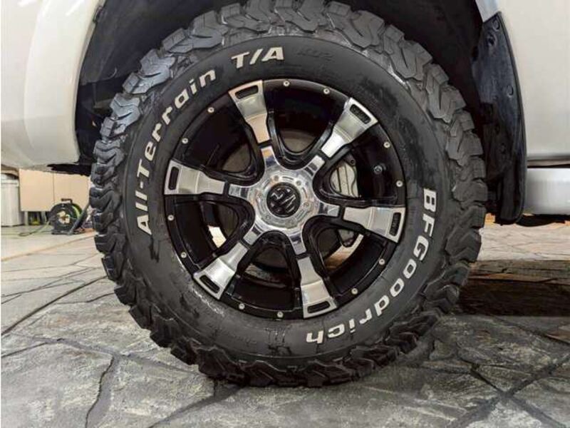 HILUX SURF