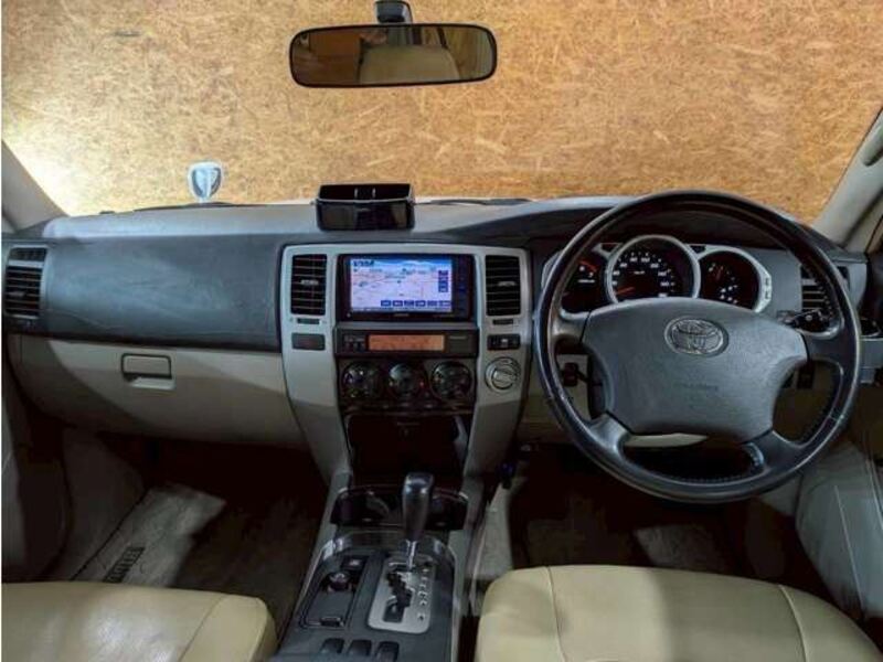HILUX SURF