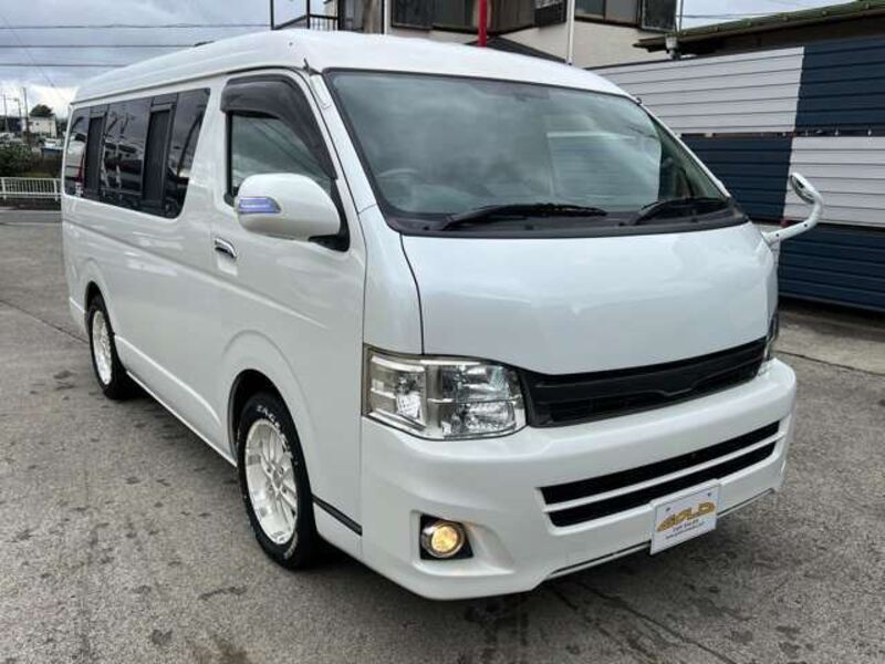 HIACE