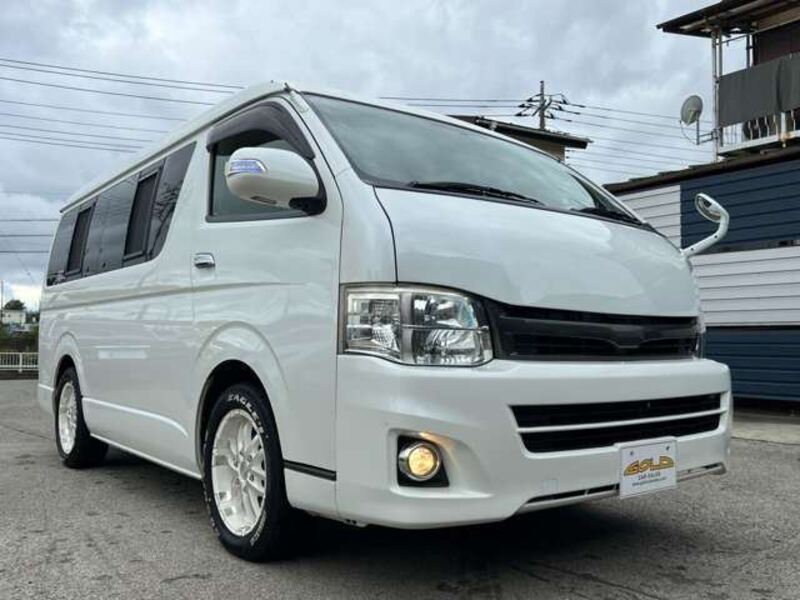 HIACE