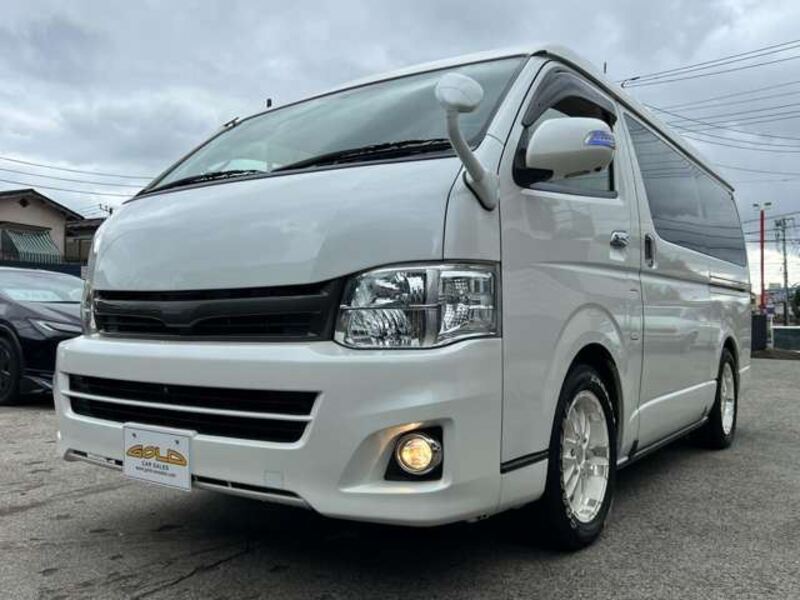 HIACE