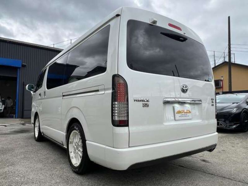 HIACE
