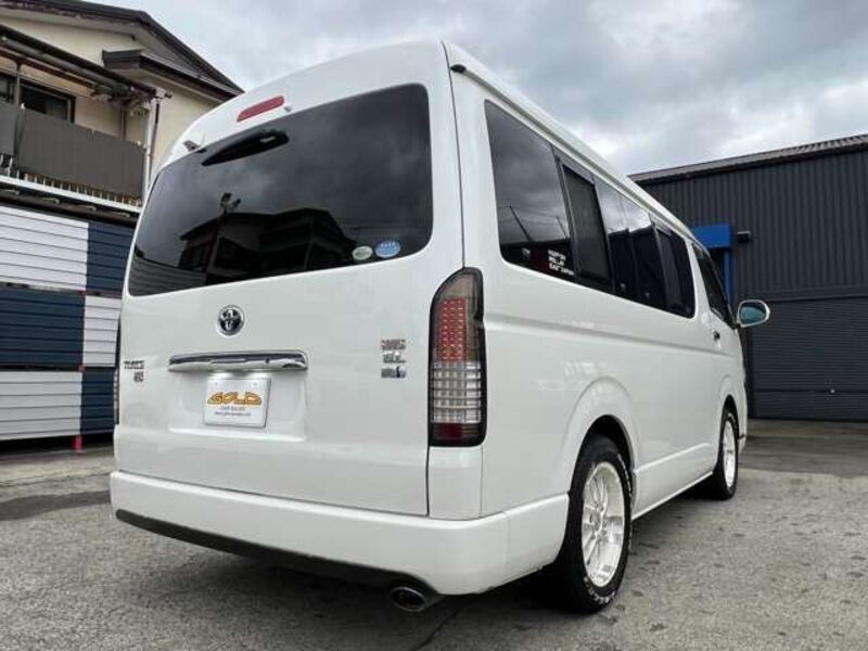 HIACE
