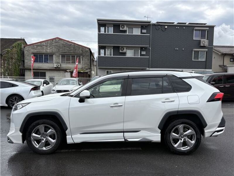 RAV4