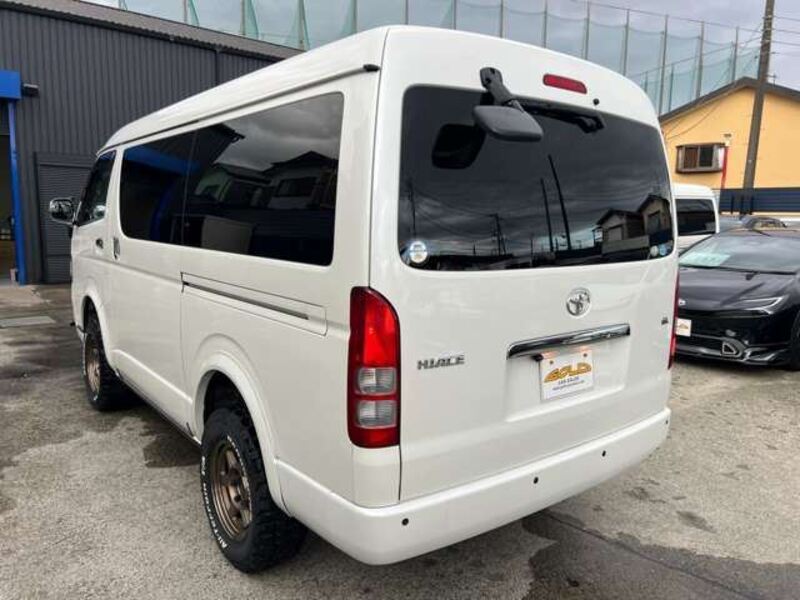 HIACE
