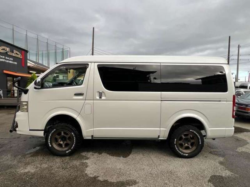 HIACE