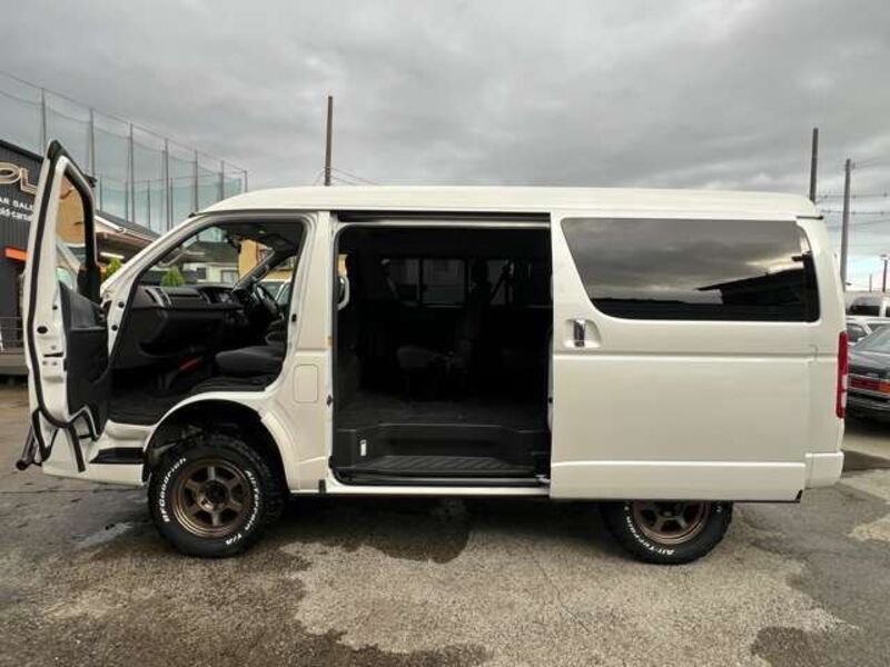 HIACE