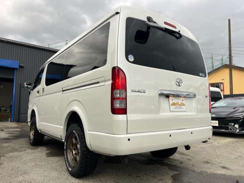 HIACE