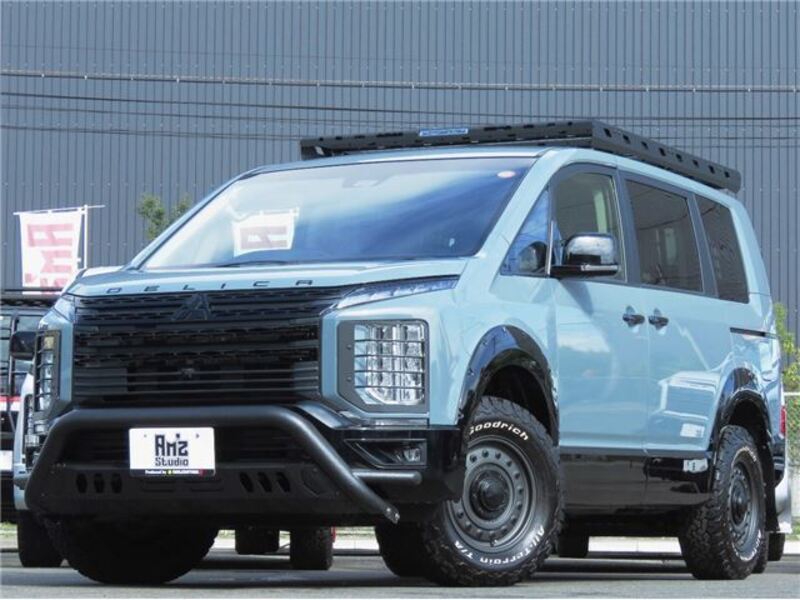 MITSUBISHI DELICA D5