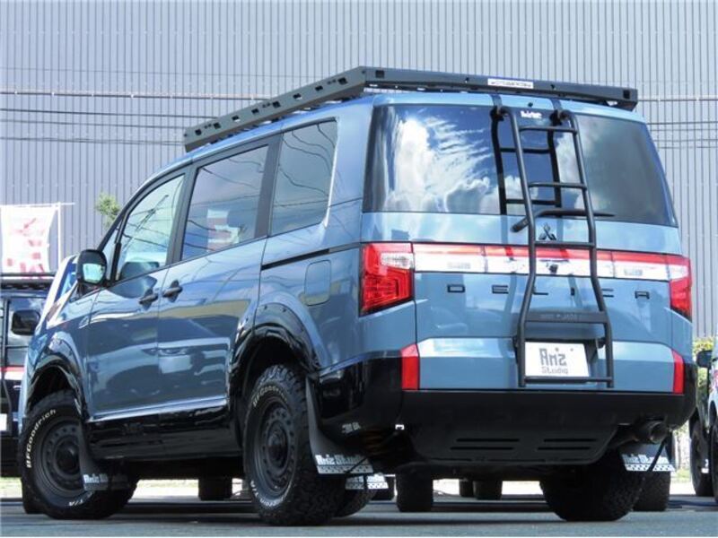 DELICA D5