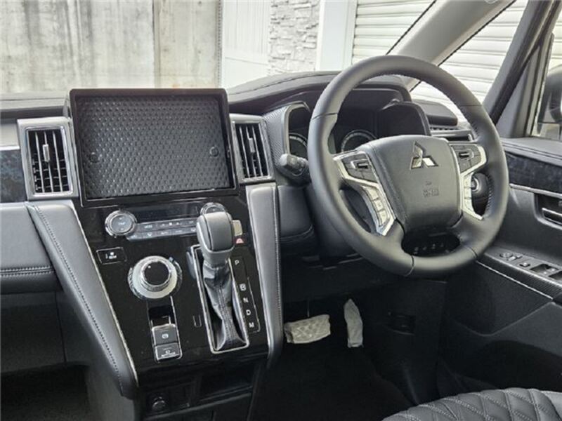 DELICA D5
