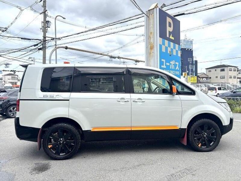DELICA D5