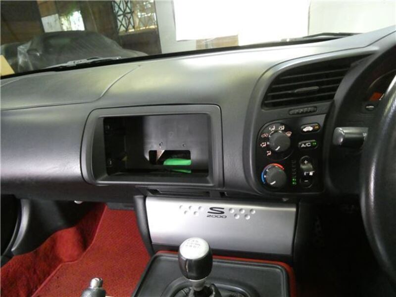 S2000