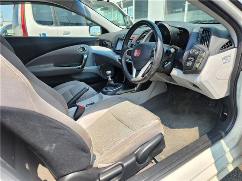 CR-Z
