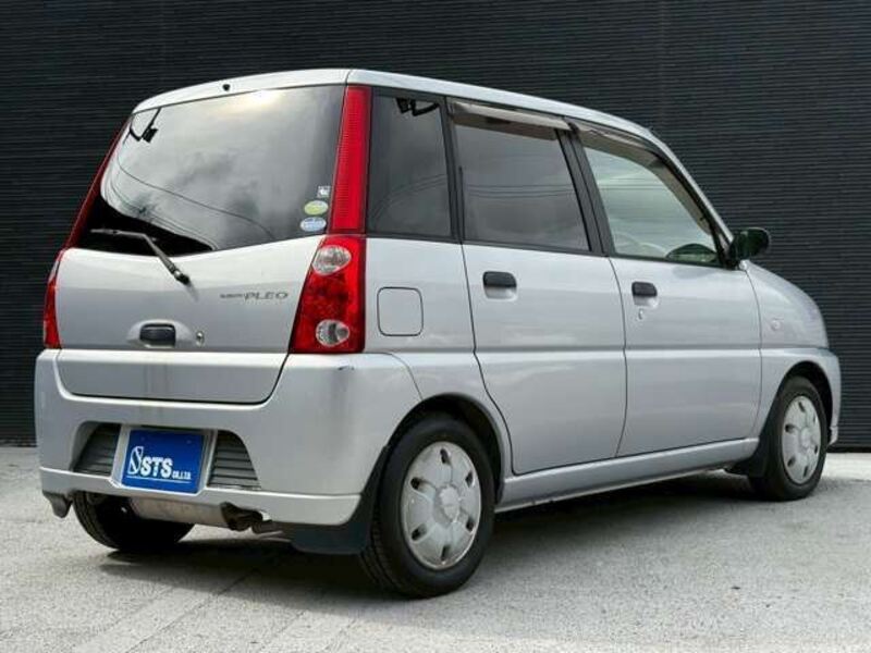 PLEO