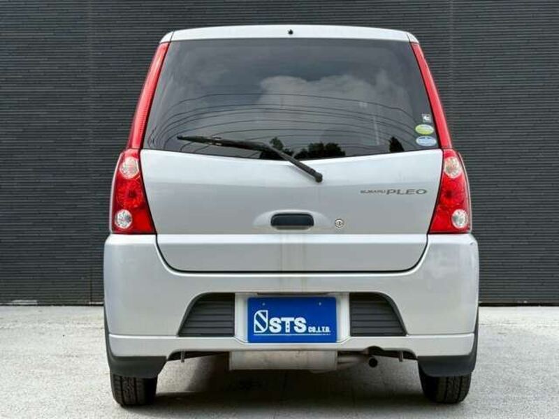 PLEO