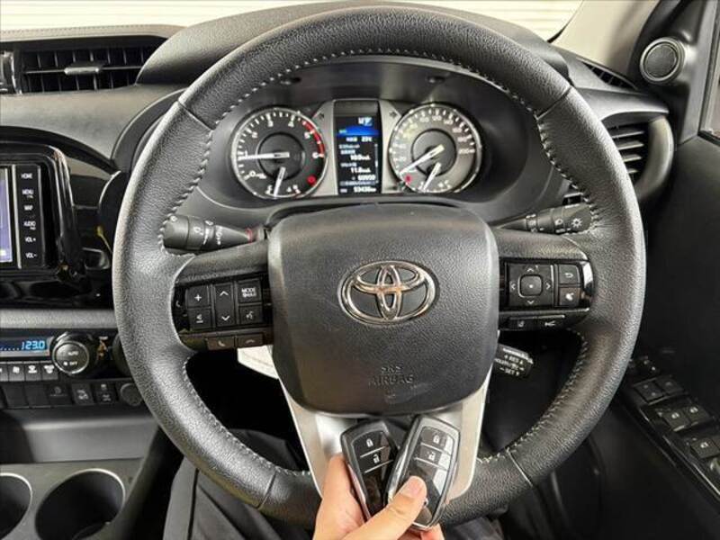 HILUX