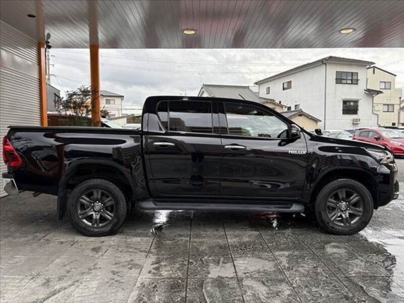 HILUX