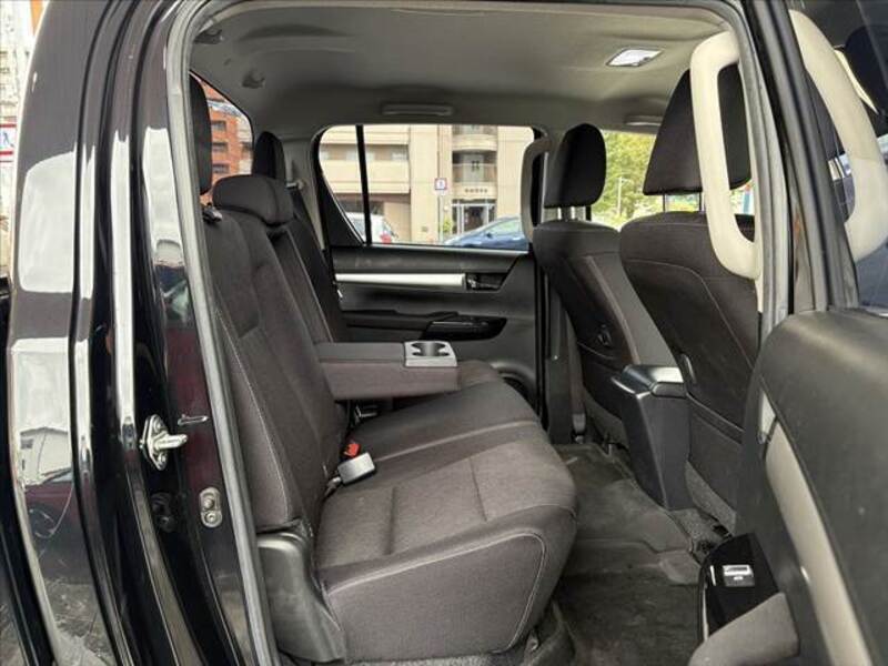 HILUX